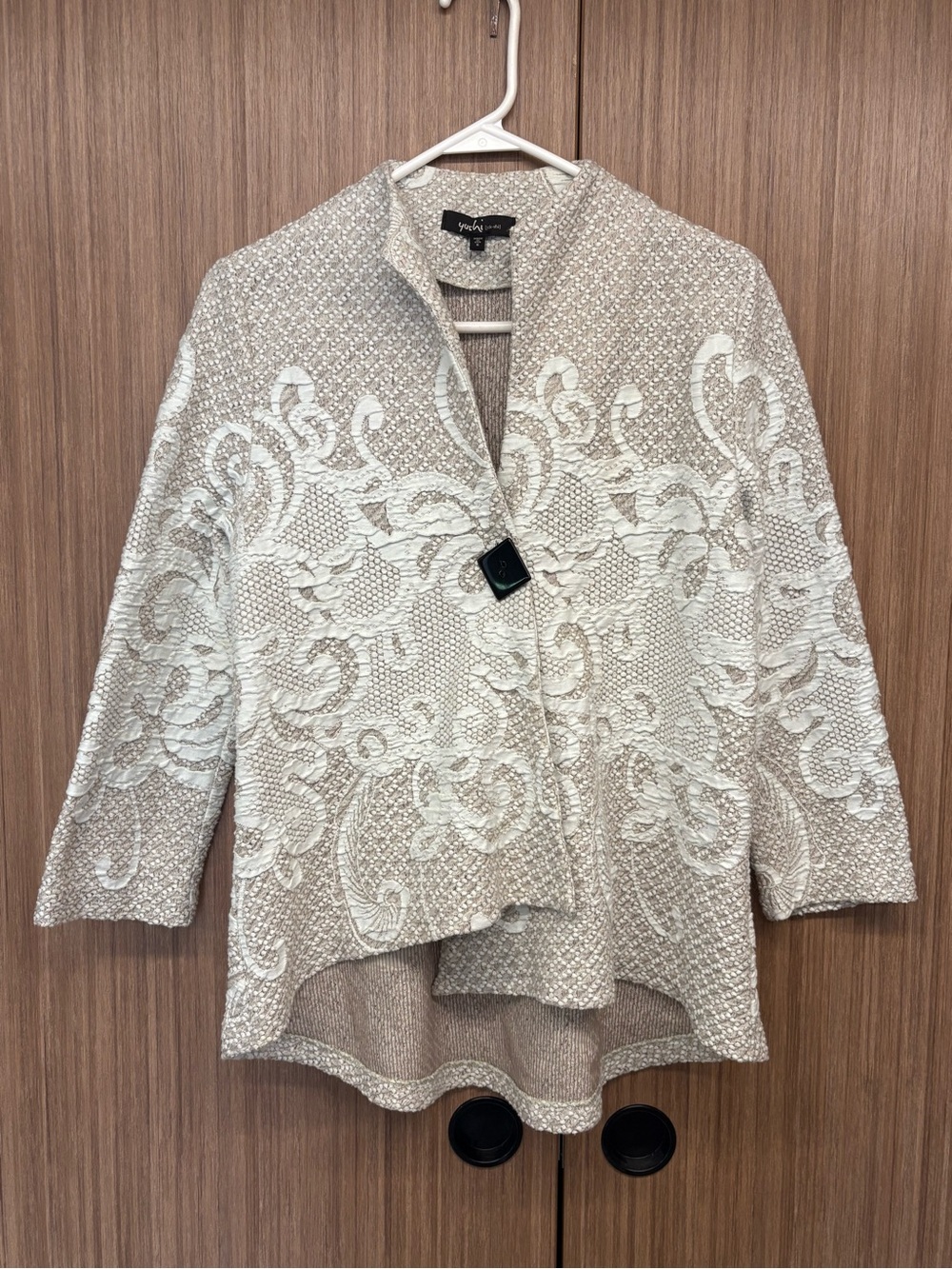 Yushi Textured Open Cardigan with Floral Embroidery